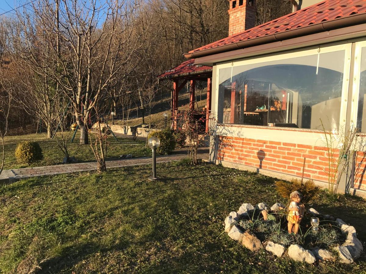 Kuca Za Odmor Magdalena&V Apartamento Krapina Exterior foto